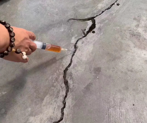 打安镇混凝土裂缝修补技术详解​